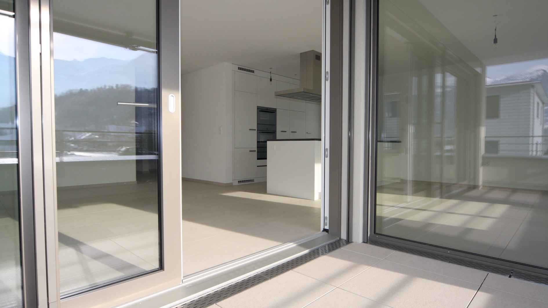 4 Blick in Wohnzi EG